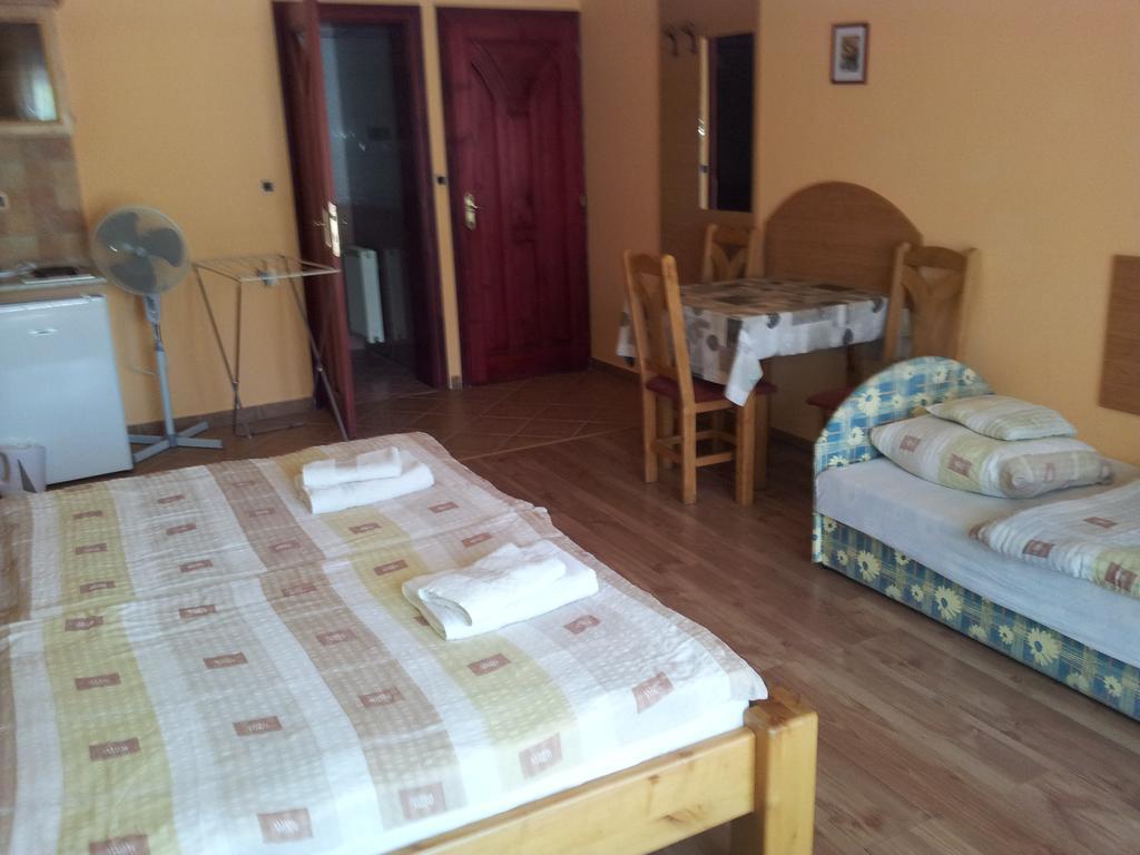 Mediterran-Apartmanok-ฮอร์กานี ห้อง รูปภาพ