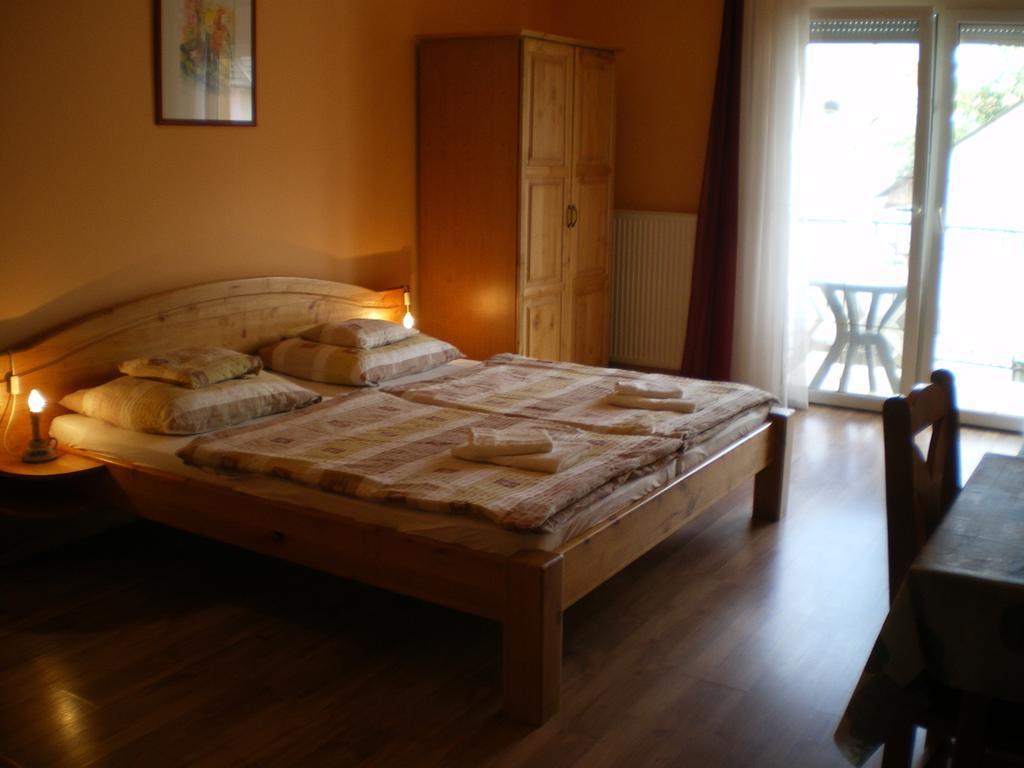 Mediterran-Apartmanok-ฮอร์กานี ห้อง รูปภาพ